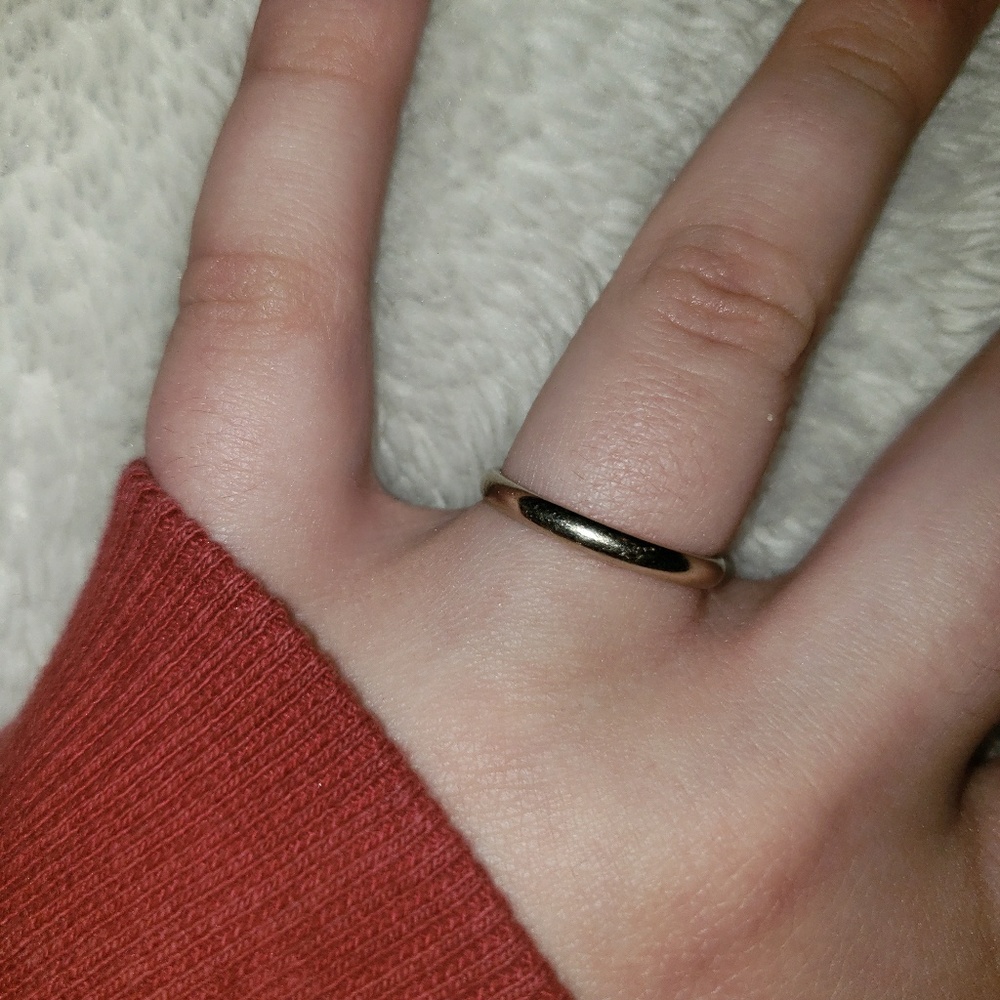 14k White Gold Wedding Band